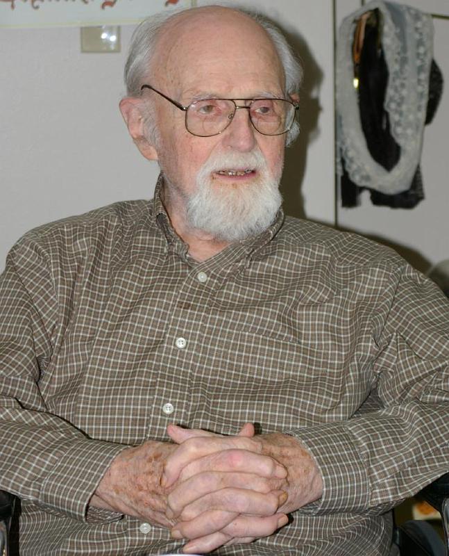 Pater at his Bday party 14-Nov-2009.jpg